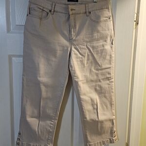 Bandolino Light Tan Capris